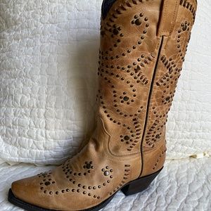 Caborca Studded Cowboy Boots